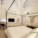 Eufonia Bed & Breakfast 4*
