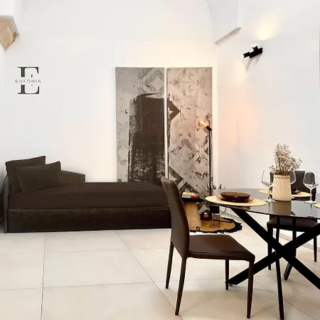 Eufonia Couette-café Lecce